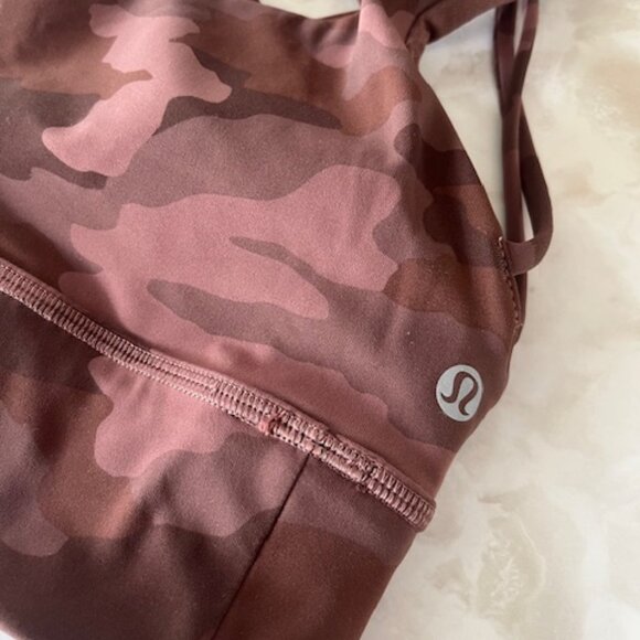 Lululemon Camo Sports Bra - Picture 4 of 5